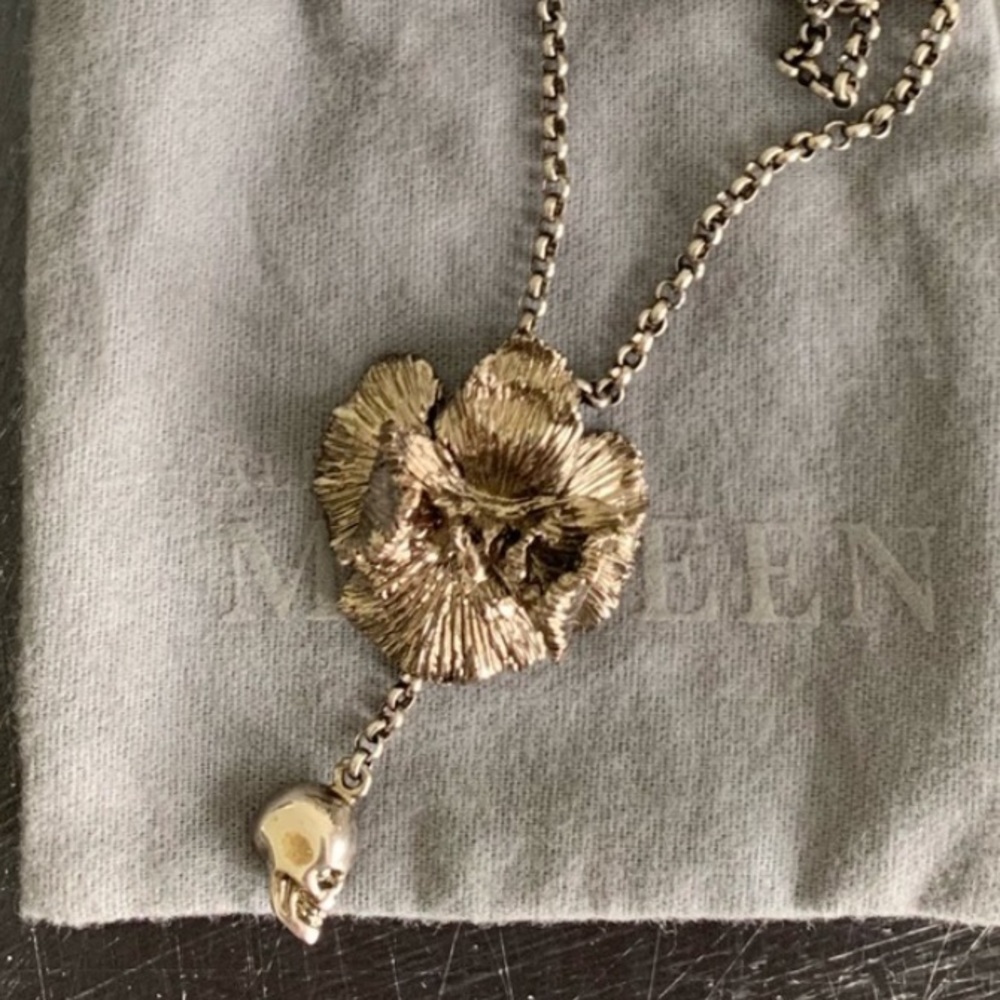 Alexander McQueen Iris and Skull Necklace - Picture 7 of 17
